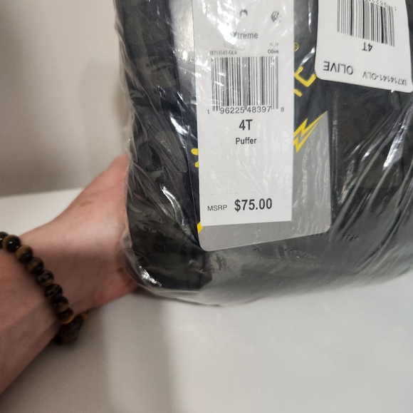 Boys Camouflage Puffer Jacket - Picture 3 of 5